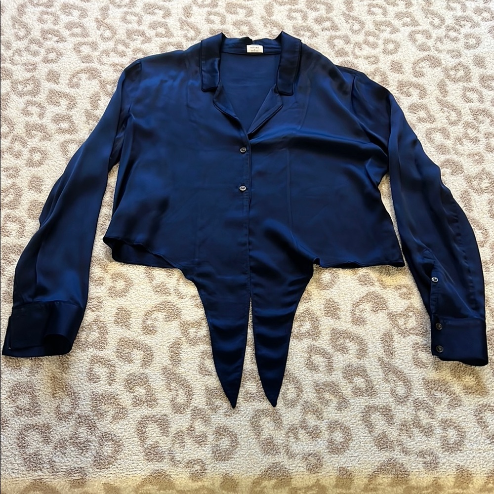 Navy Blue Women's Blouse. Front Tie. Aritzia Wilfred. Size S. Never Worn.